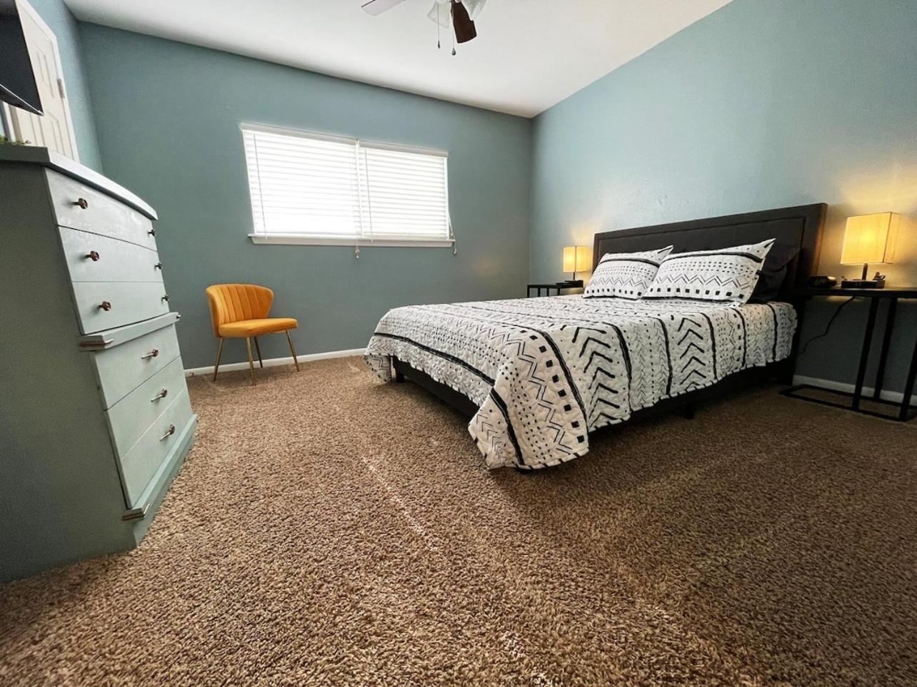Brilliant & Beautiful Bnb Apartment! B College Station Bagian luar foto
